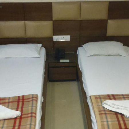כלכותה Afridi International Guest House מראה חיצוני תמונה