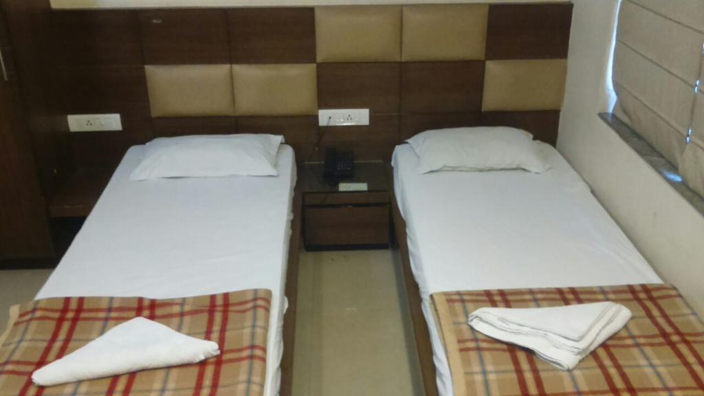 כלכותה Afridi International Guest House מראה חיצוני תמונה
